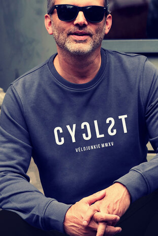 CYCLIST sweater velojunkie